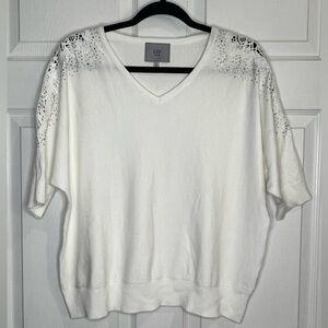 Liv Milano V-Neck Sweater w Lace Sleeves/Rhinestones - Size Large